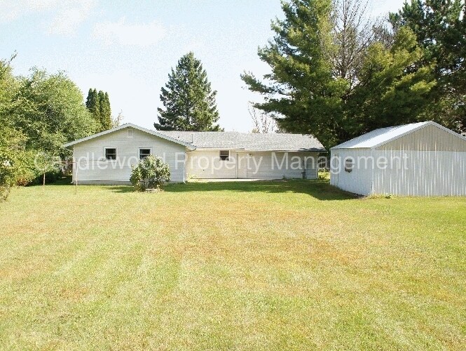 1424 N 2nd Dr, Stevens Point, WI 54482 House Rental in Stevens Point