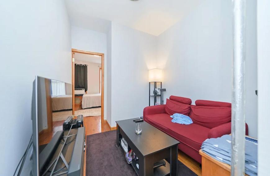 Foto principal - 1 bedroom in NEW YORK NY 10018