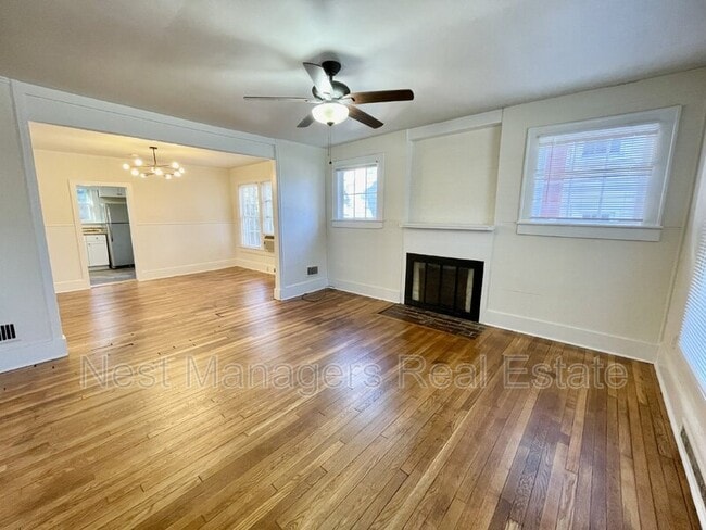 Foto del edificio - 117 Woodside Ave