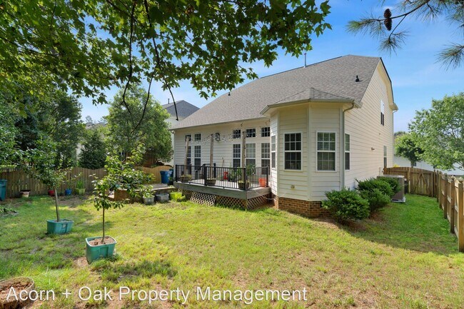 Foto del edificio - 3 br, 3 bath House - 1102 Bellenden drive