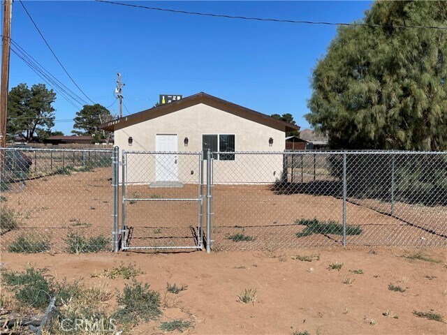 Building Photo - 15484 Cheyenne Rd