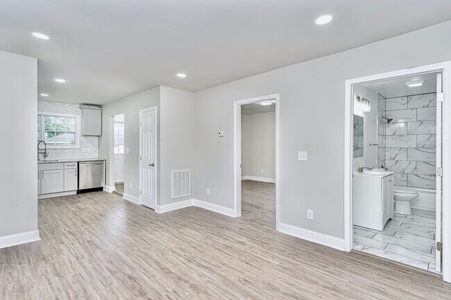 Foto del edificio - 115 Sterling Street