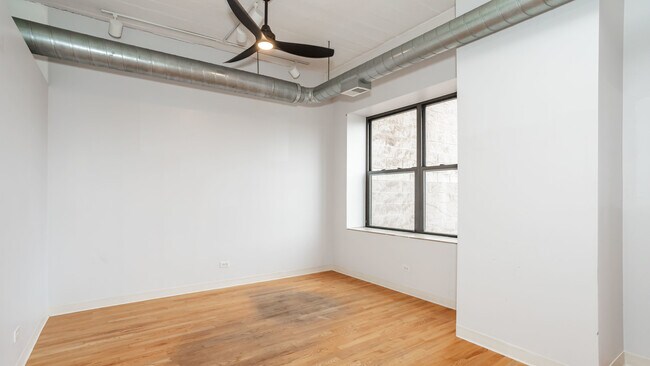 Foto del edificio - 1846 S Loomis St