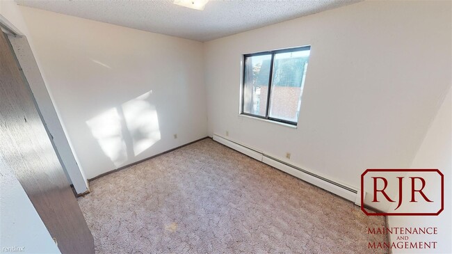 Building Photo - 3120 E Rosser Ave