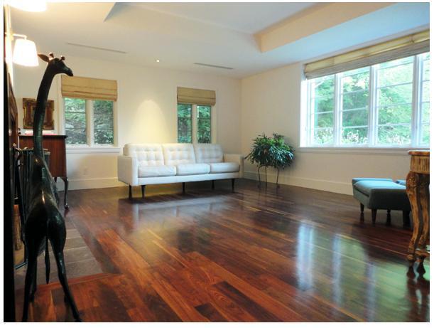 Foto del edificio - 10 Gray Cliff Rd