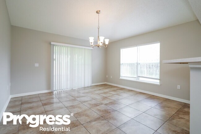 Building Photo - 12244 Moose Hollow Dr