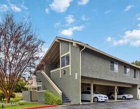 Building Photo - 2678 La Paloma Cir