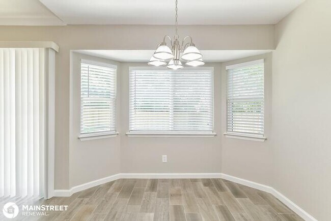 Building Photo - 9550 New World, San Antonio, TX 78239