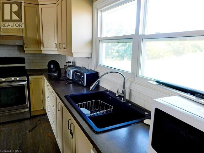 Building Photo - 269 Rock Chapel Rd