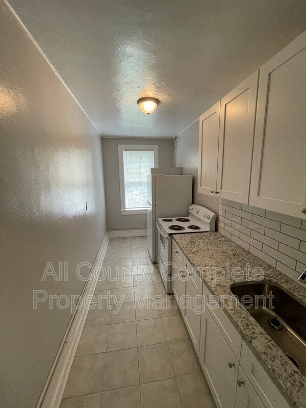Building Photo - 82 32nd Street
