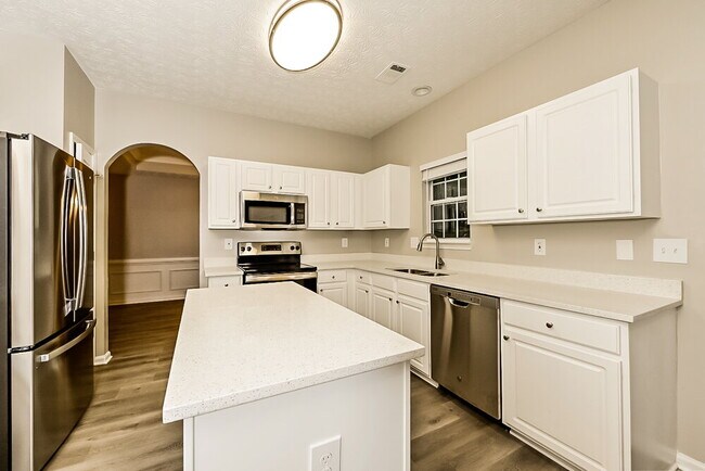 Foto del edificio - 417 Concord Cir