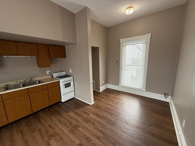 Foto del edificio - 501 south 10th street, Apartment D