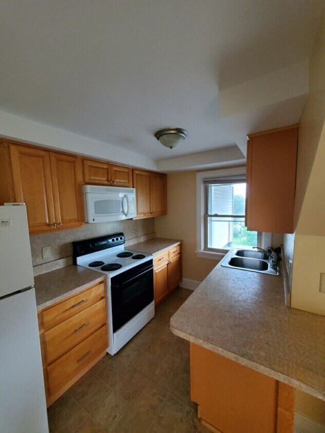 639 Market St Unit 3N, Williamsport, PA 17701 Room for Rent in Williamsport, PA