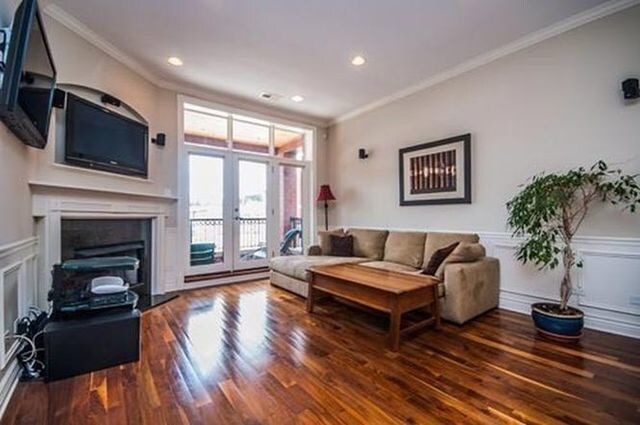 Foto del edificio - 2507 N Halsted St