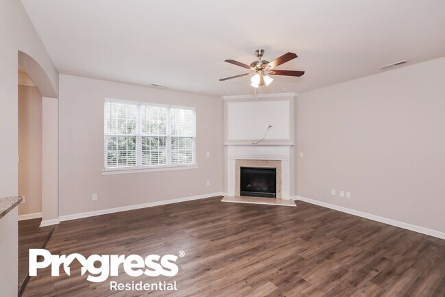 Foto del edificio - 1212 Ridgehaven Rd