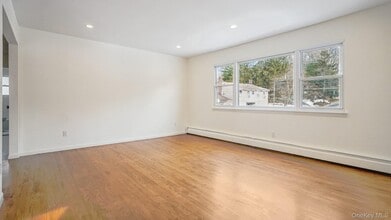 Building Photo - 100 E Sunnyside Ln