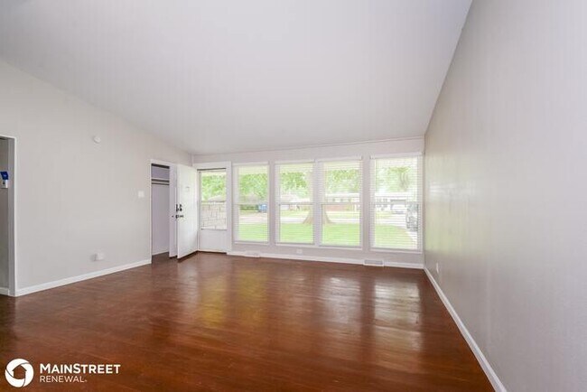 Building Photo - 2209 IBIS CT, ST LOUIS, MO 63136