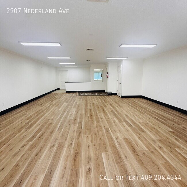Foto del edificio - 2907 Nederland Ave