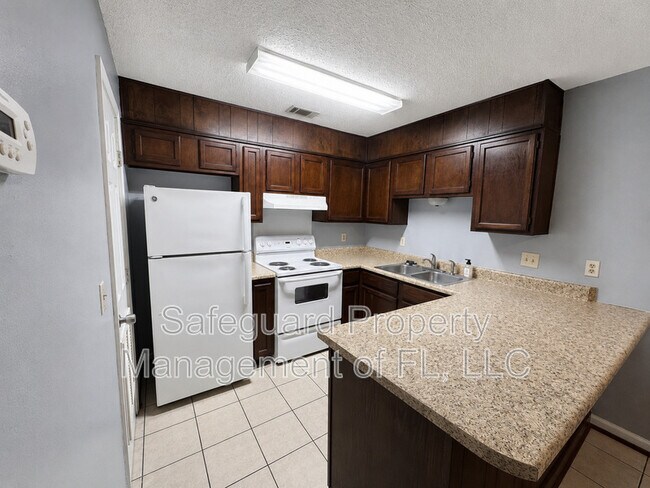 Foto del edificio - 6398 W Fairfield Dr