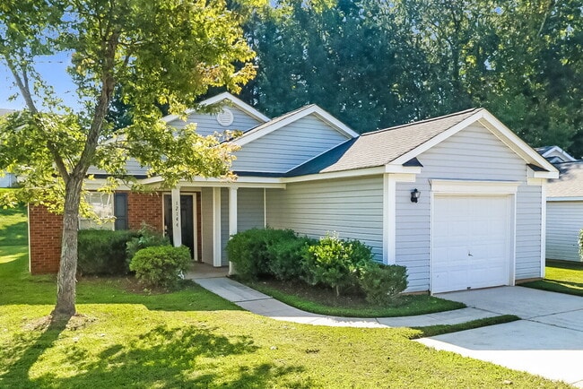 Foto del edificio - 12144 Stewarts Crossing Dr