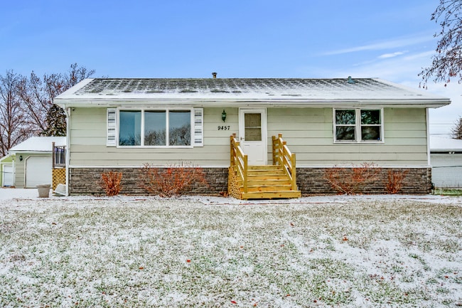 Building Photo - 9457 Trenton Ln N
