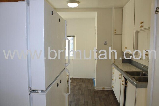 Foto del edificio - 3661 S 2300 E