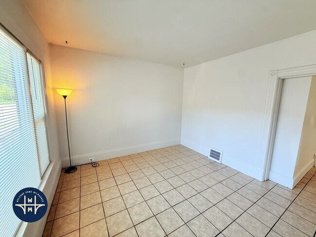 Foto del edificio - 1140 N 50th Pl