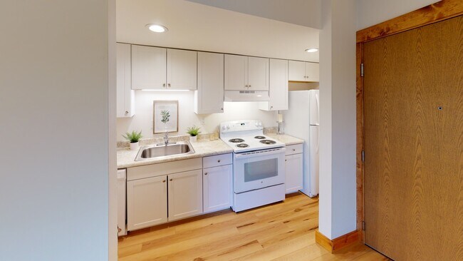 Foto del edificio - 115 W Lawrence Ave