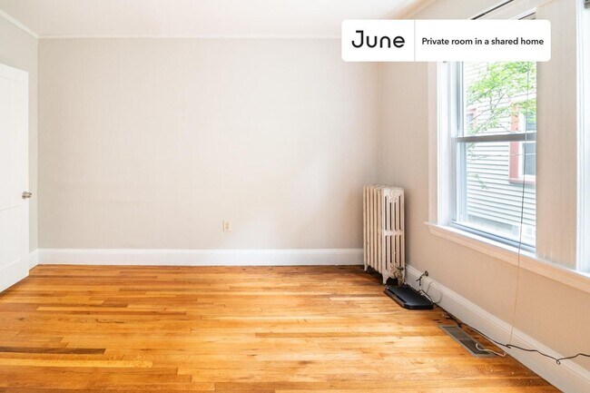 Foto del edificio - Room in Shared 4 bed/1 bath home in Mission Hill