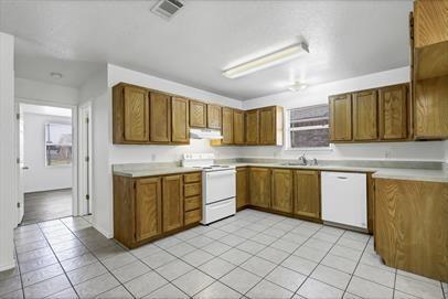 Building Photo - 206 Bobbie Ann Ct