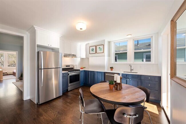 Foto del edificio - 67 Beacon Ave