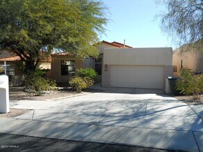 Building Photo - 3217 Flowering Cactus Ct