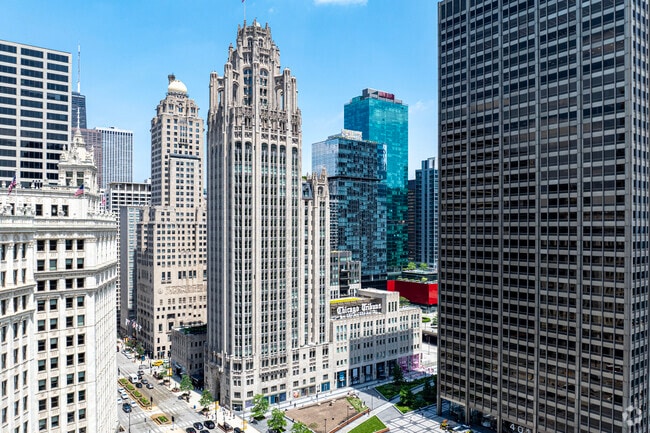 Tribune Tower Residences