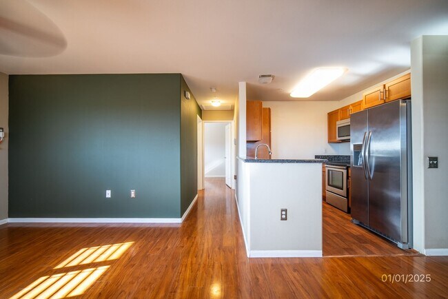 Foto del edificio - CONVENIENTLY LOCATED 2BR/1BA TOWNHOME IN KEALAKAI @ KAPOLEI (Pets Negotiable)