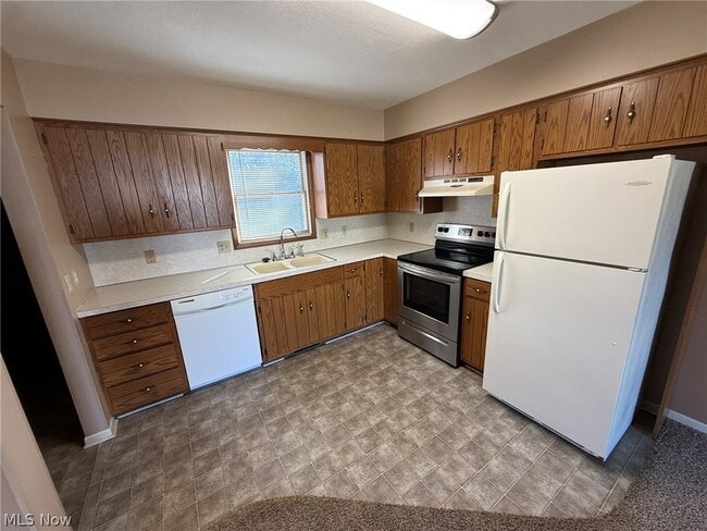 Building Photo - 604 Harger St