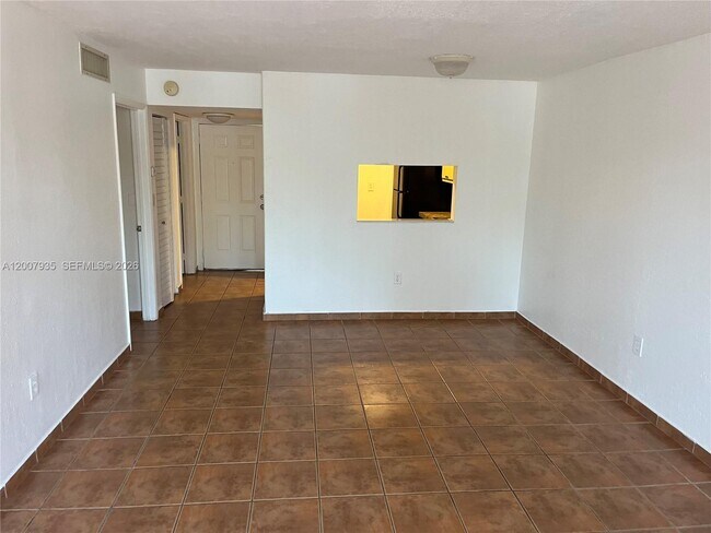 Foto del edificio - 10525 SW 112th Ave