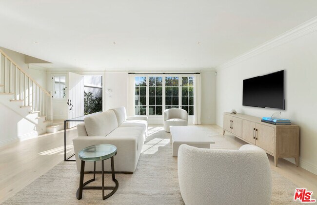 Foto del edificio - 9563 Charleville Blvd