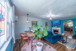 Building Photo - 1101 S Rogers St