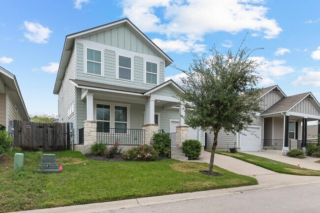 Foto del edificio - 213 Michaelis Dr