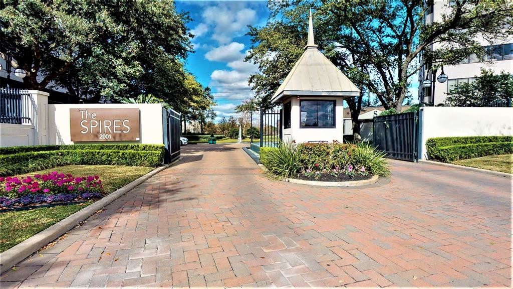 2001 Blvd Unit 2204, Houston, TX 77030 Condo for Rent in