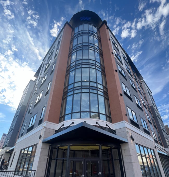 Building Photo - Meridia Bound Brook 300