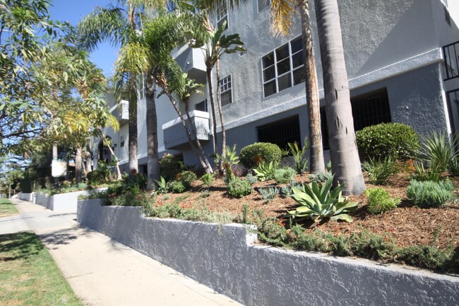 Foto del edificio - 3722 Sawtelle Blvd