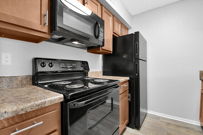 Foto del edificio - Mariners Village Apartments