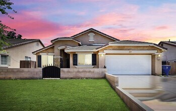 Building Photo - 11711 Stratosphere Ave