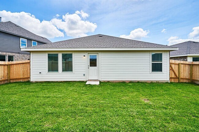 Building Photo - 3415 Golden Amber Ct