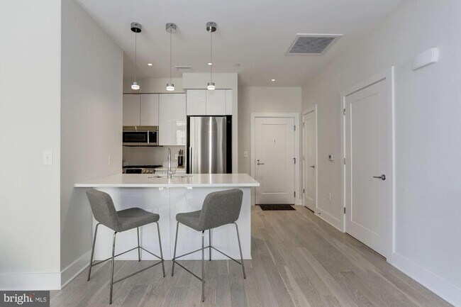 Foto del edificio - 1745 N St NW