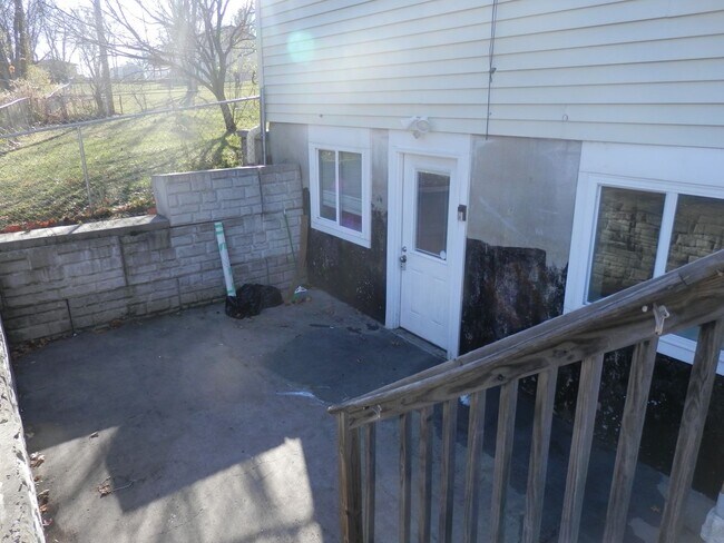 Building Photo - 3414 Sherwood