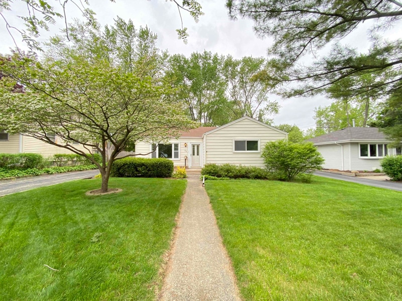 26 Pine St, Palatine, IL 60067 House Rental in Palatine, IL