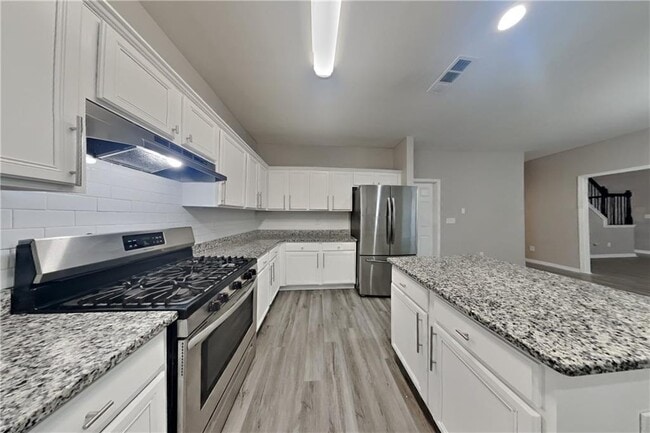 Foto del edificio - 1245 Cedar Oak Ln