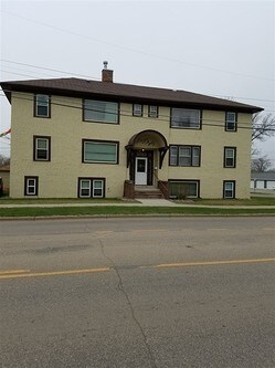 Primary Photo - 421 University Ave W